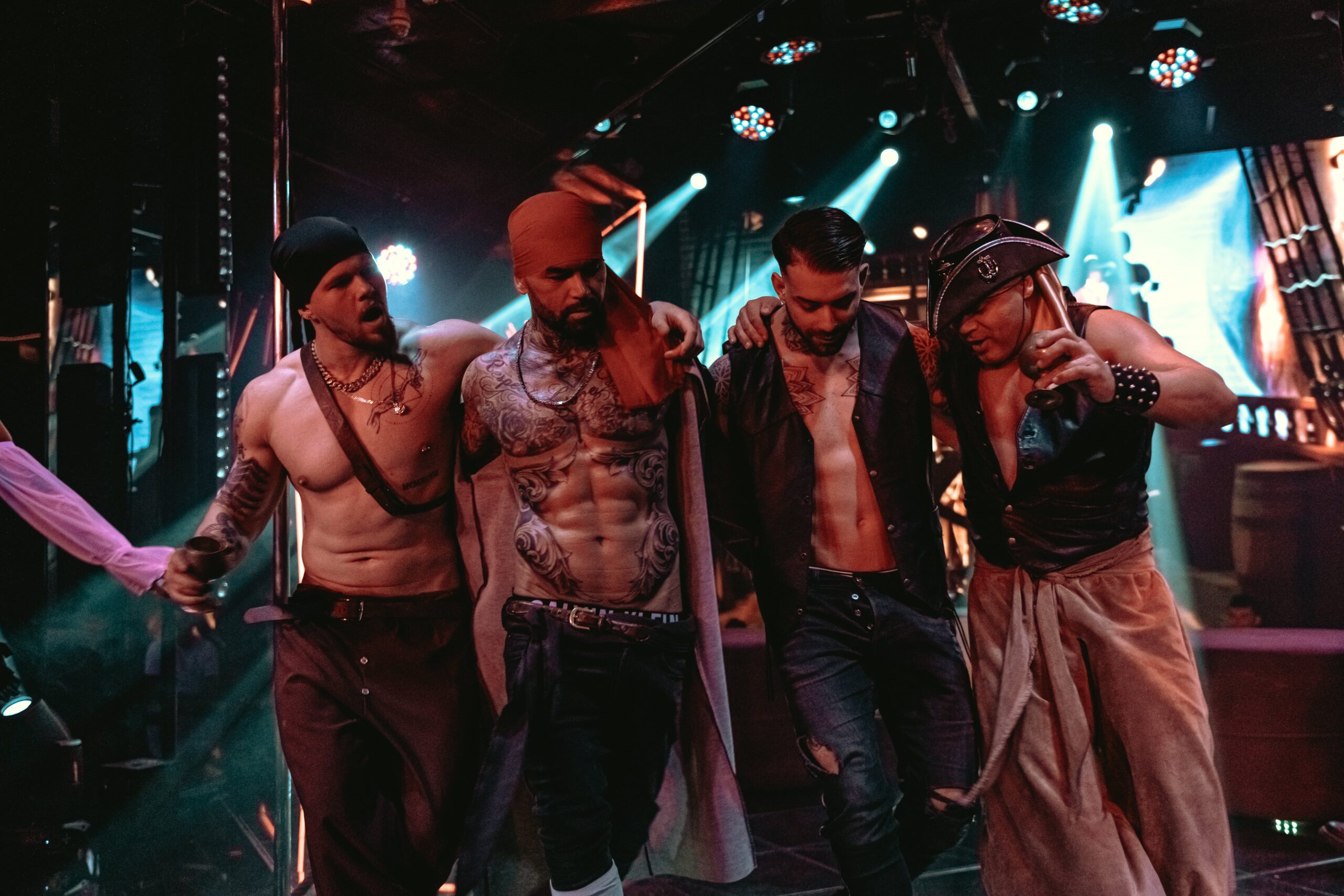 alcatraz-show-club